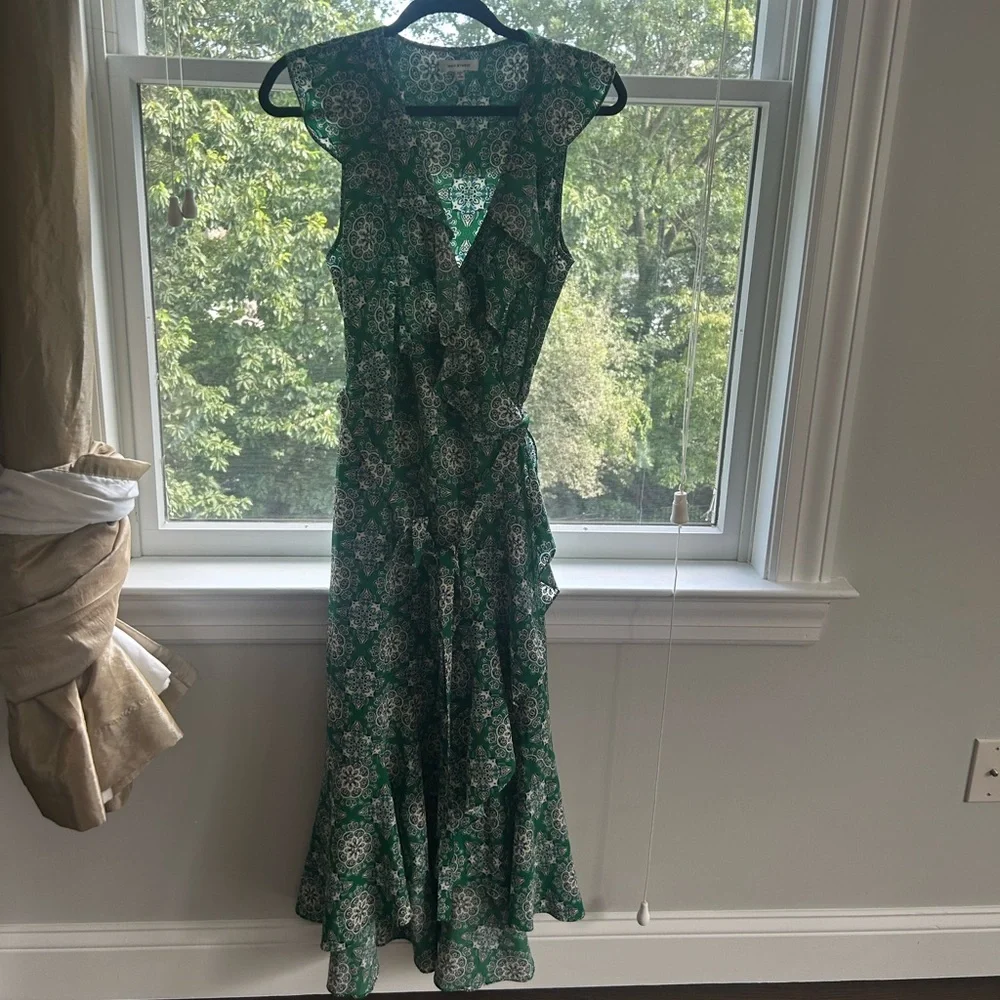 Max studio green wrap dress- M, medium - Picture 5 of 5